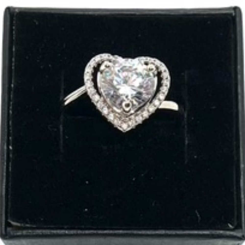 Moissanite Heart Ring